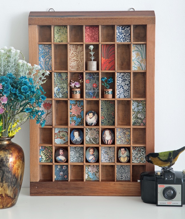 Decorative Wall Art with William Morris Prints and Wooden Oval Portraits in a vintage printers tray type case tray